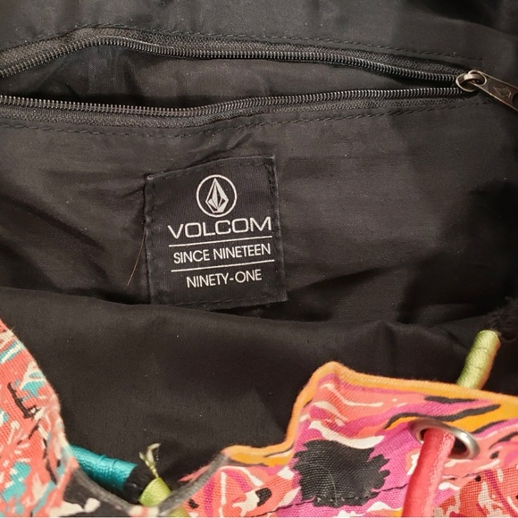 Women’s Volcom Backpack - Picture 8 of 8